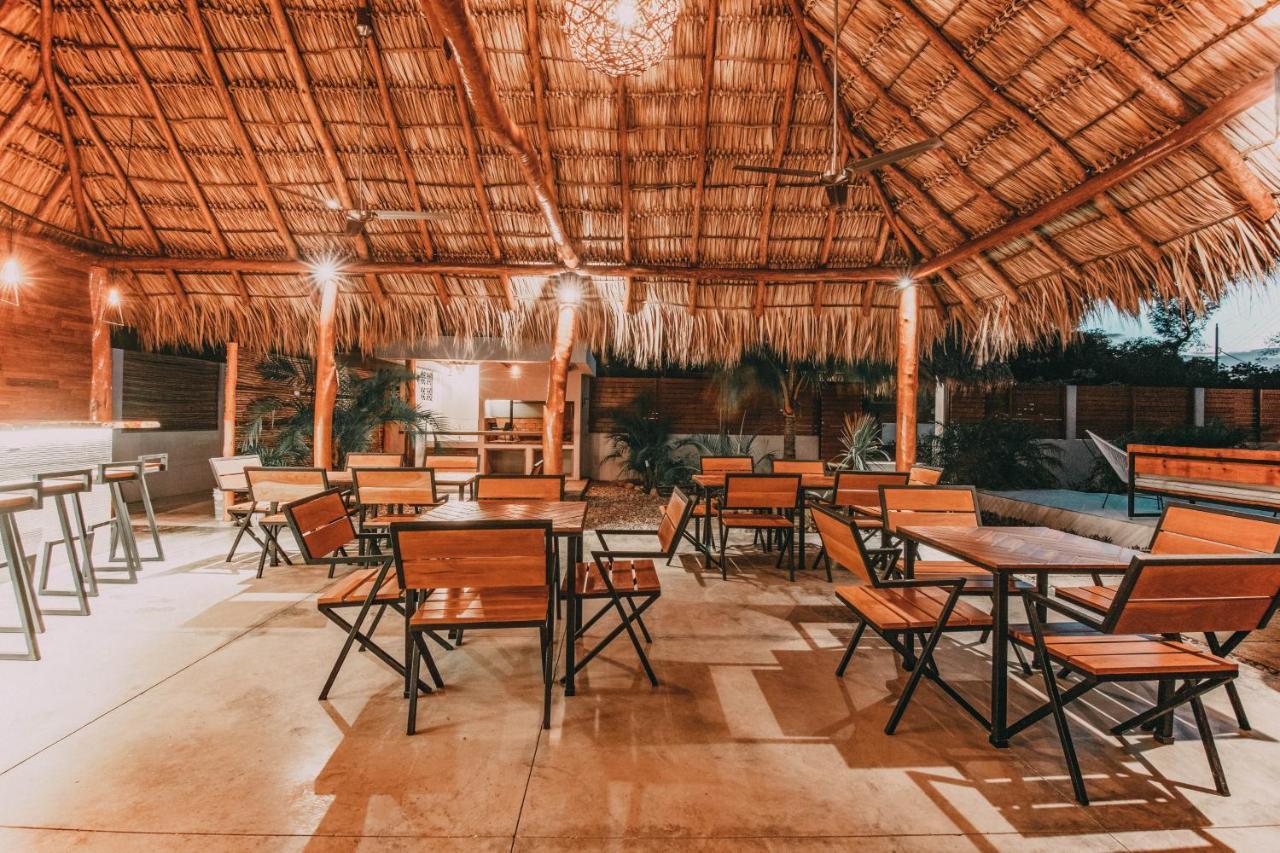 El Pez Surf Hotel Попойо Екстериор снимка