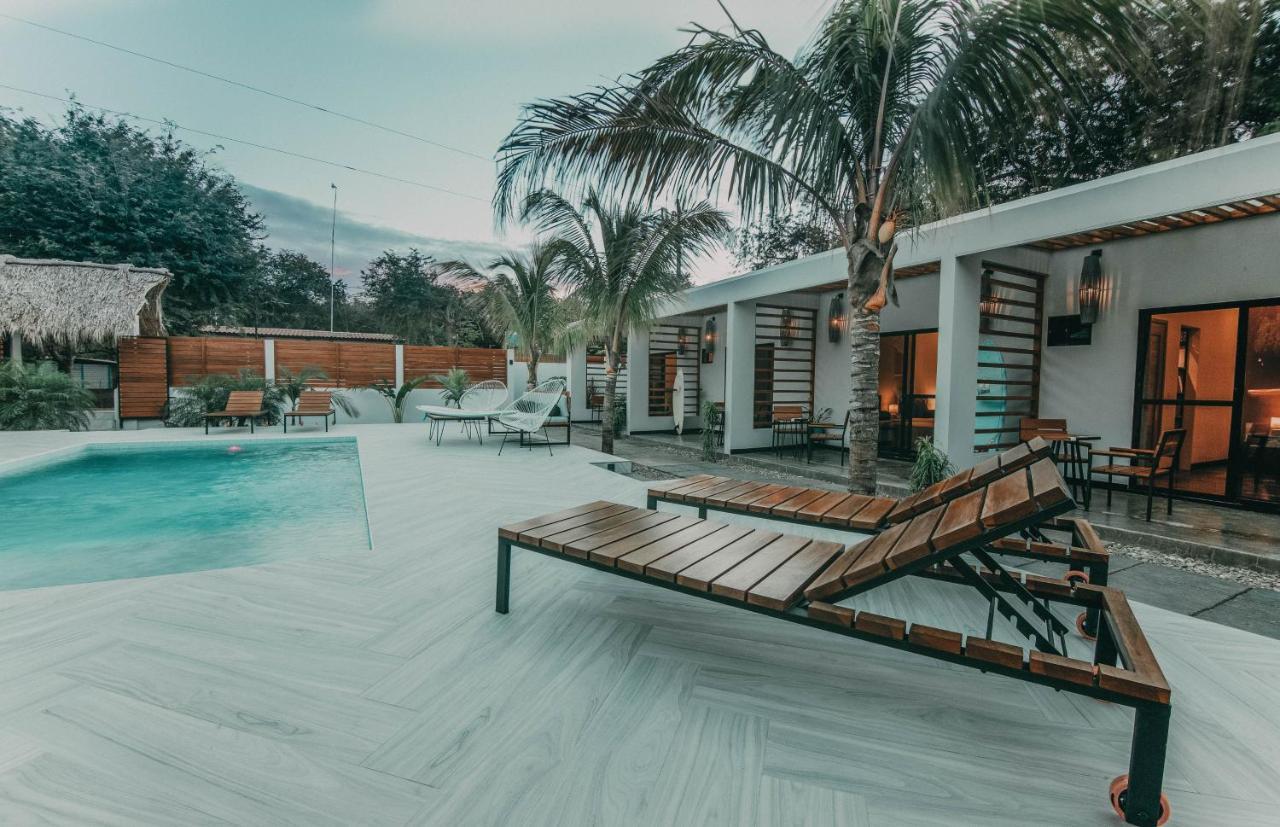El Pez Surf Hotel Попойо Екстериор снимка