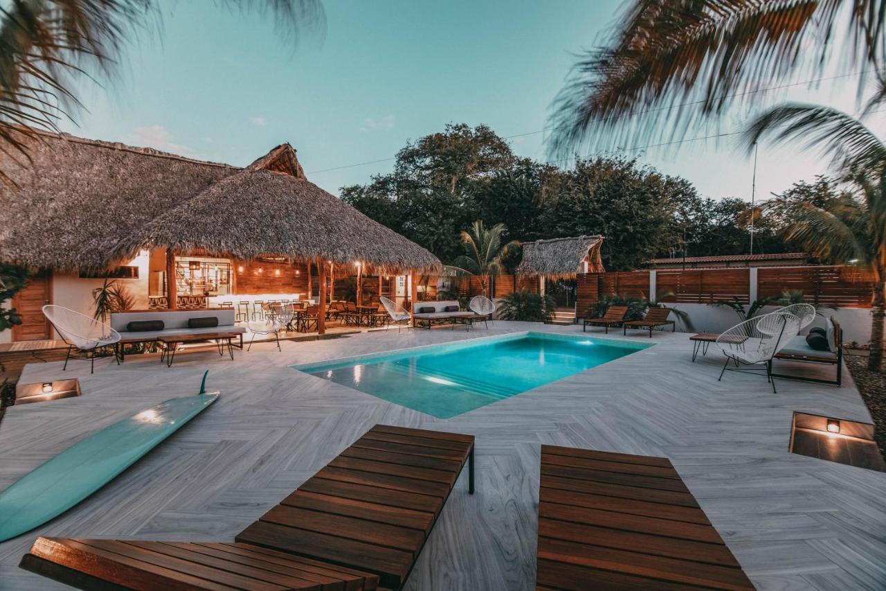 El Pez Surf Hotel Попойо Екстериор снимка