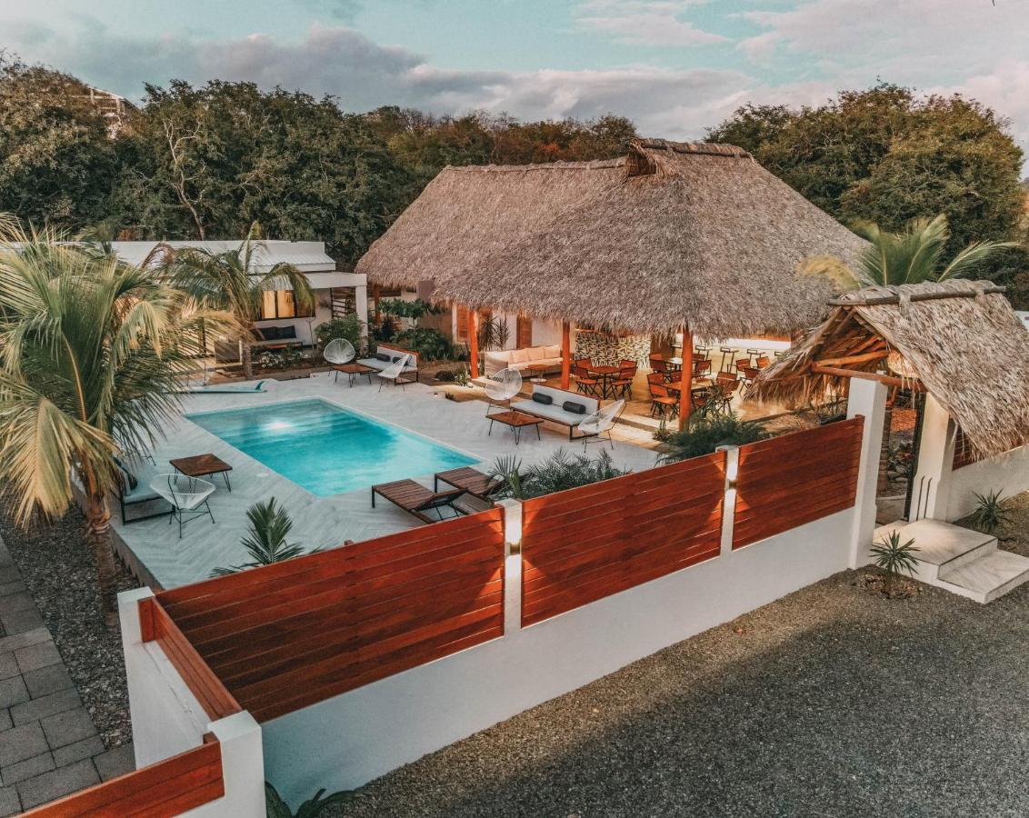 El Pez Surf Hotel Попойо Екстериор снимка